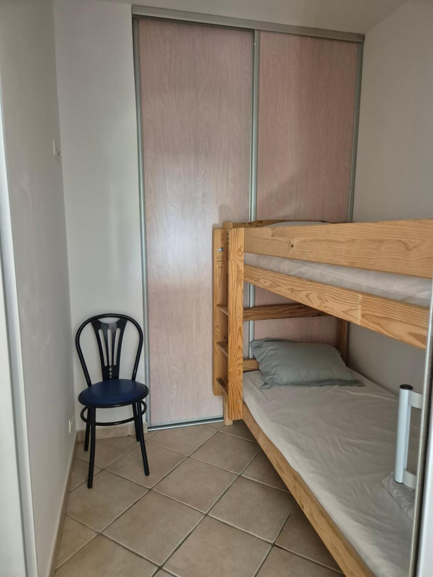 Joli Appartement Climatise Avec Terrasse A Moin 10 Minutes A Pieds De La Plage Calvi  Eksteriør bilde